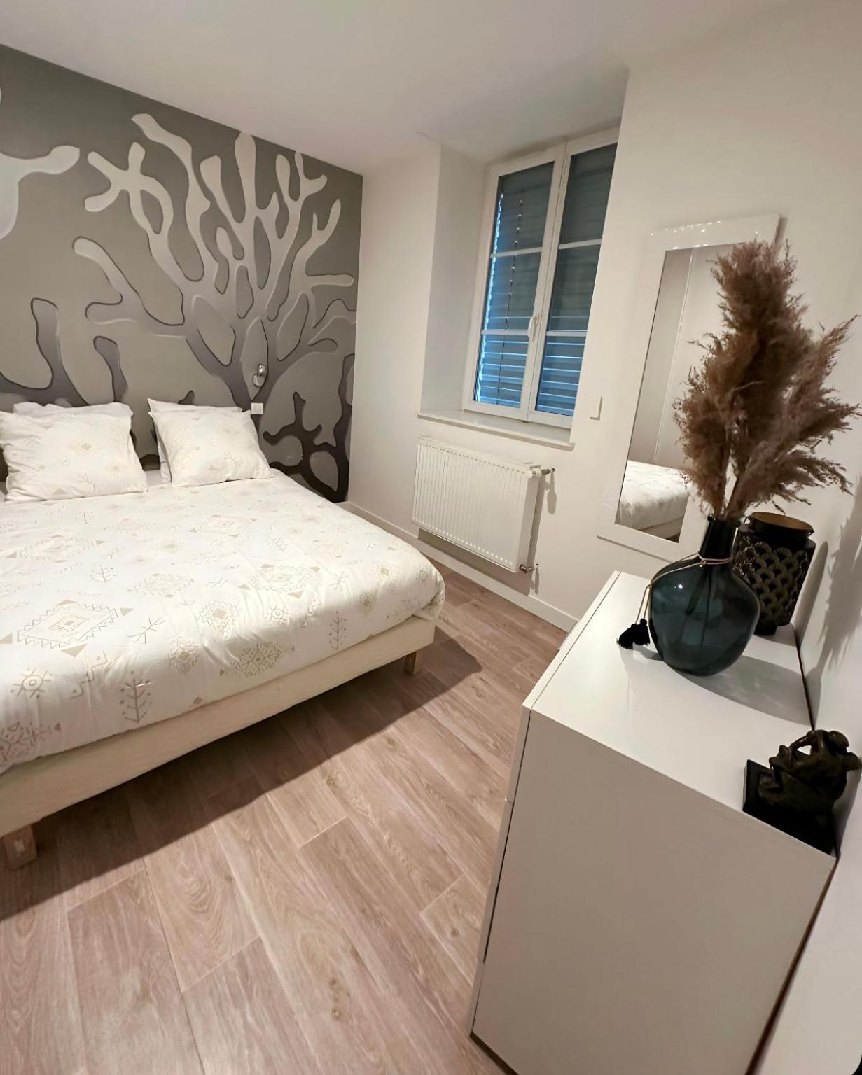 Ferienwohnung Le Maconnais - Hyper Centre Macon - Parking Gratuit - A 600M De La Gare Exterior foto